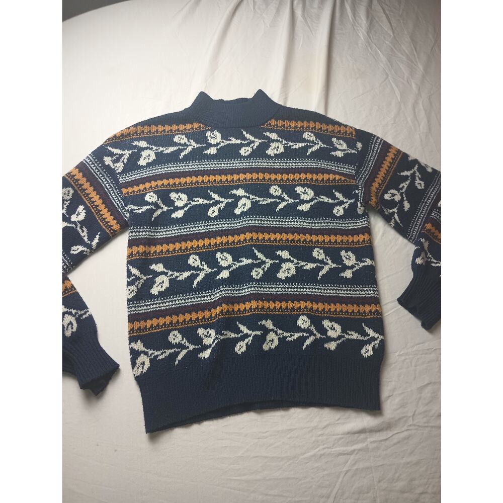 ST John's Bay Women's Sweater Pullover Button Back Med Blue‎ Gold White Floral